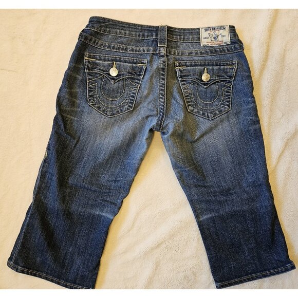 True Religion Womens Knee Length Shorts Medium Wash Size 27 Low Rise - Picture 4 of 14